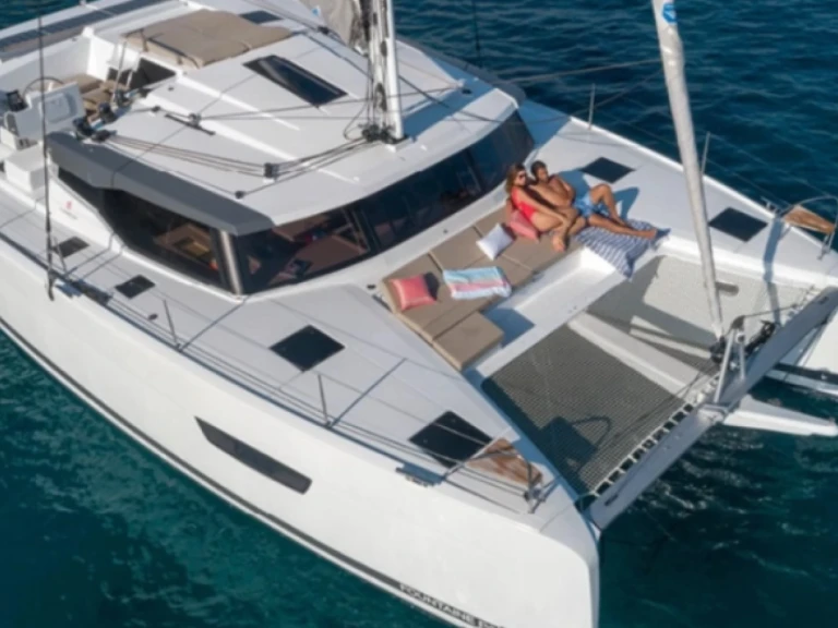 Wynajmij Katamaran z lub bez skippera Fountaine Pajot w Ateny