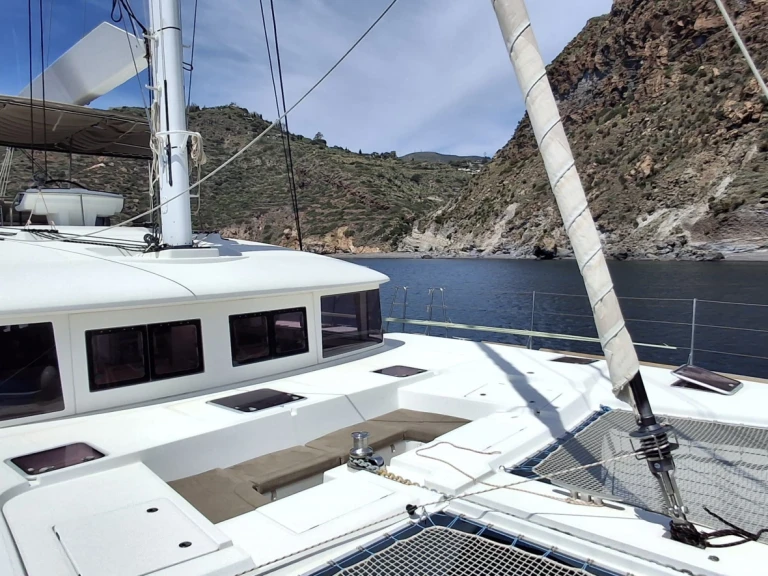 Wynajem Katamaran w Capo d'Orlando - Lagoon Lagoon 560