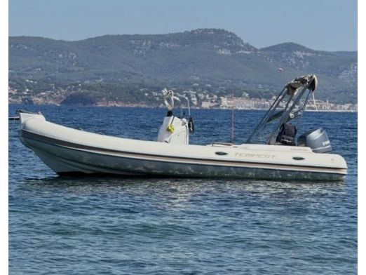 Wynajem łodzi Toulon tanio Tempest 626 Ivory