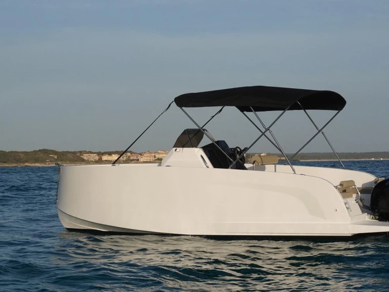 BOATS MAK 365 Cattleya X6 między profesjonalistami a osobami prywatnymi w Sa Ràpita