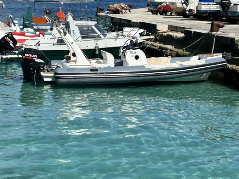 Wynajem w Marsala- Colbac Shark 720  na SamBoat