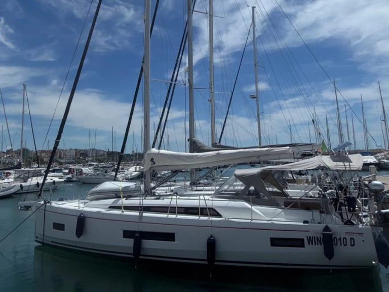 Wynajmij Bénéteau Oceanis 40.1 w Salivoli