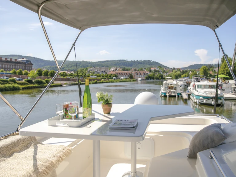 Wynajem łodzi Port-sur-Saône tanio Nicols Quattro Fly C