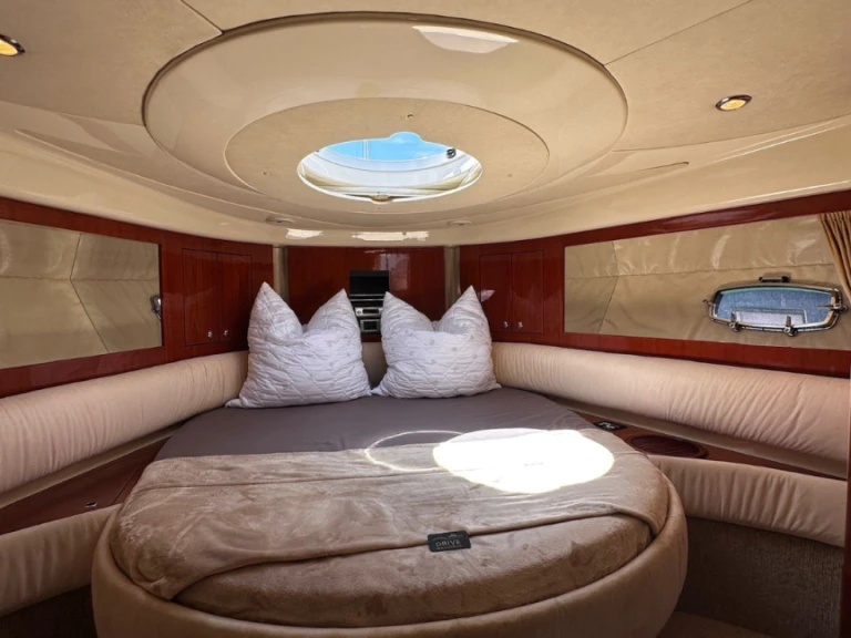 Wynajmij Motorówka z lub bez skippera Fairline w Palma de Mallorca