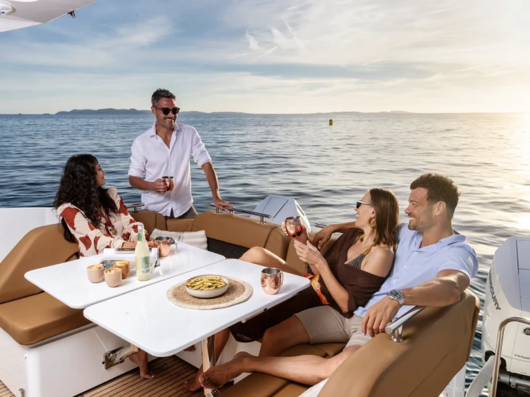 Wynajem w Grand Piquey- Jeanneau TH 33 na SamBoat