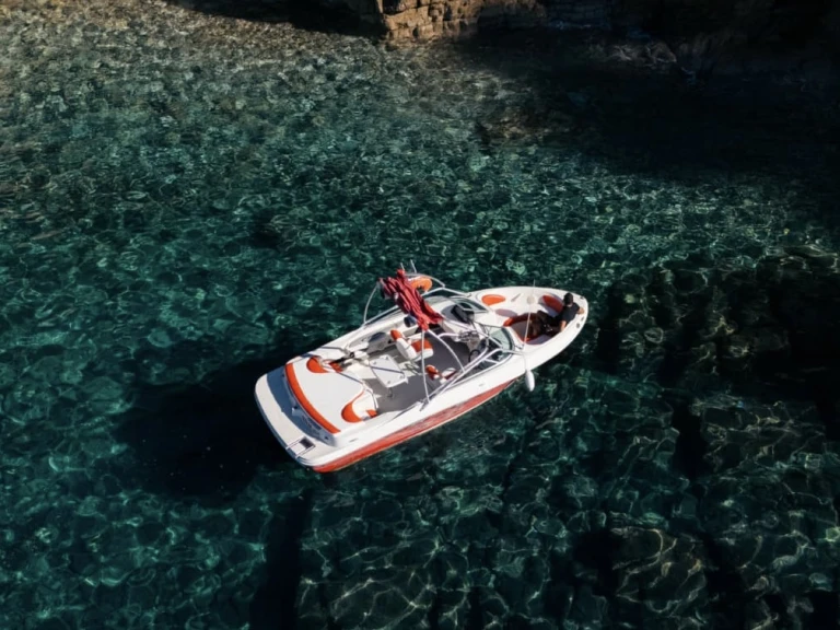 Wynajem łodzi Cannes tanio Sea Ray 205 Sport