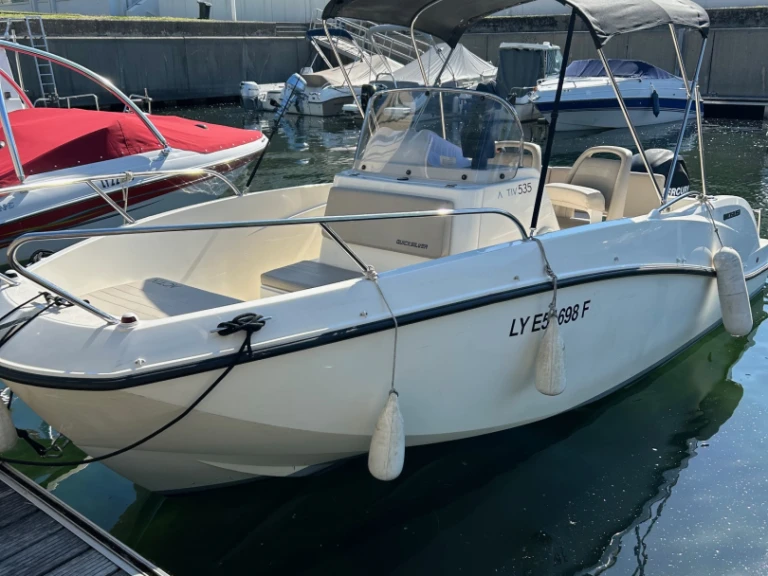 Wynajmij Motorówka z lub bez skippera Quicksilver w Aix-les-Bains