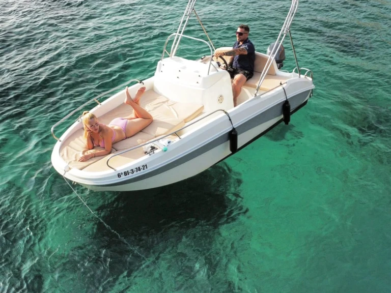 Wynajmij Quicksilver Activ 455 Open w Sant Antoni de Portmany