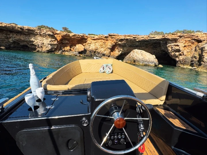 Wynajmij Silent Yachts 525 w Sant Antoni de Portmany