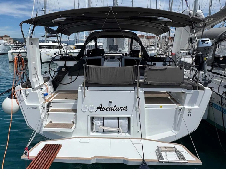 Wynajem Żaglowiec w Trogir - Dufour Dufour 41
