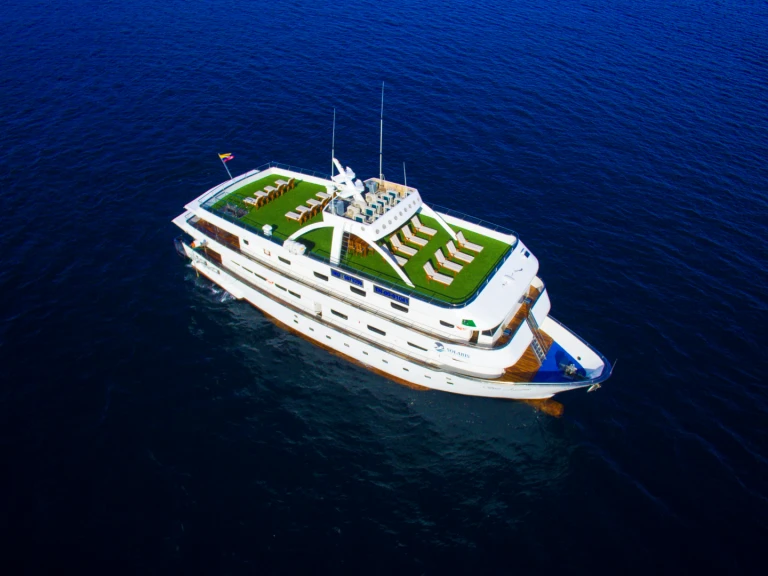Wynajmij  Motoryacht - Solaris w Puerto Baquerizo Moreno