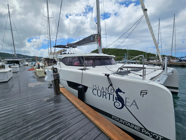 Wynajmij Katamaran z lub bez skippera Fountaine Pajot w Frenchtown