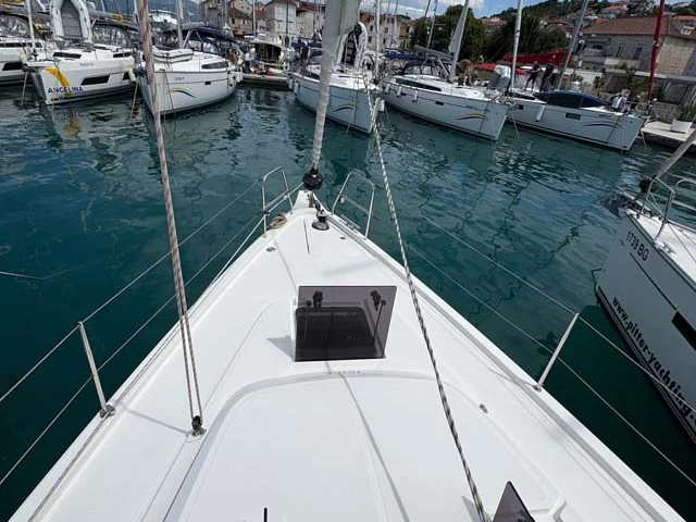 Wynajem łodzi Bavaria Bavaria C42 w Trogir na SamBoat 