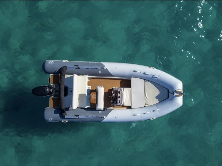 Wynajem w Hyeres- Zodiac Medline 580 Limited Edition na SamBoat