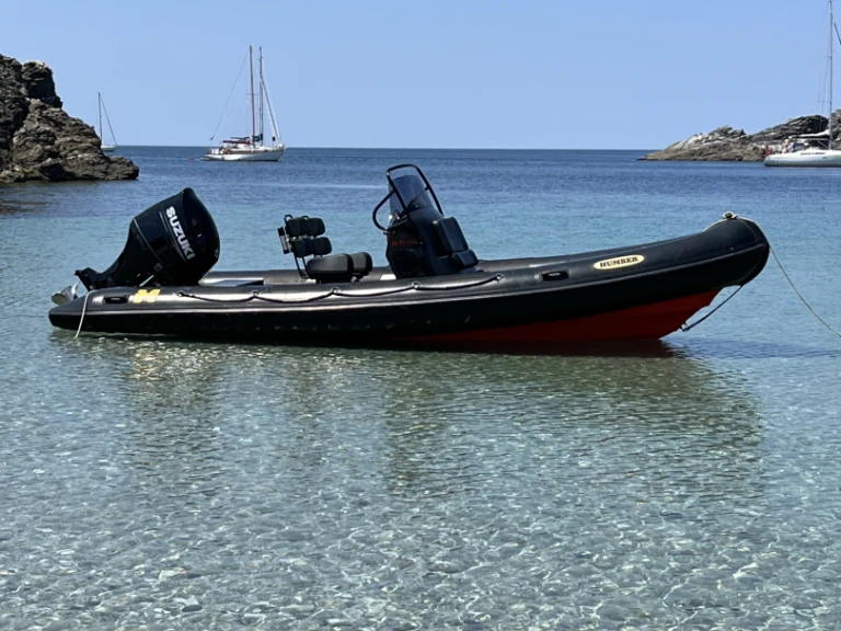 Łódż półsztywna do wynajmu w Quiberon w najlepszej cenie