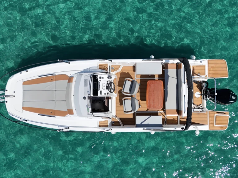 Wynajmij Bénéteau Flyer 8 SUNdeck w La Madrague