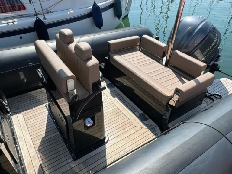 Wynajem Łódż półsztywna Sea Water z patentem 