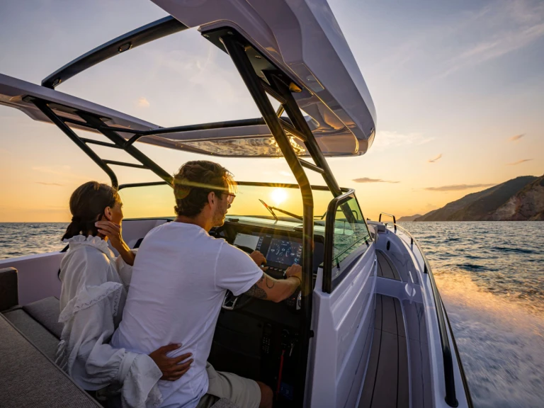 Wynajem w Castellammare di Stabia- Axopar Axopar 37 Sun-Top na SamBoat
