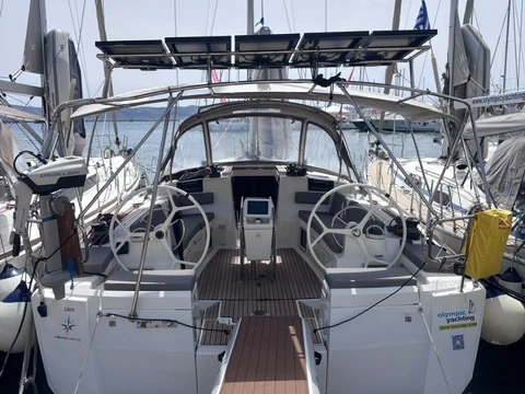 Wynajem łodzi Lavrio tanio Sun Odyssey 449
