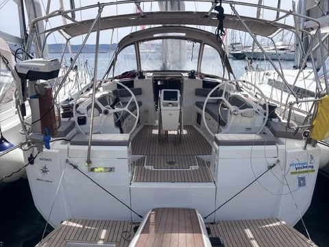 Wynajem łodzi Jeanneau Sun Odyssey 449 w Lavrio na SamBoat 