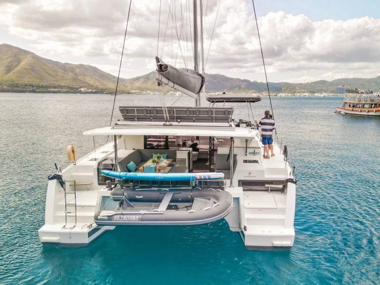 Wynajmij Fountaine Pajot Tanna 47 w Marmaris