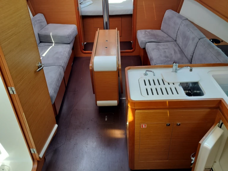 Wynajem Żaglowiec w Izola - Dufour Dufour 382 Grand Large