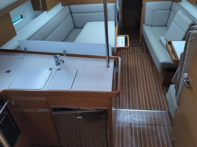 Wynajem w Izola- Elan Impression 40 na SamBoat