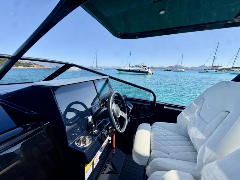 Wynajem w Olbia-  Virtue V10 Top na SamBoat