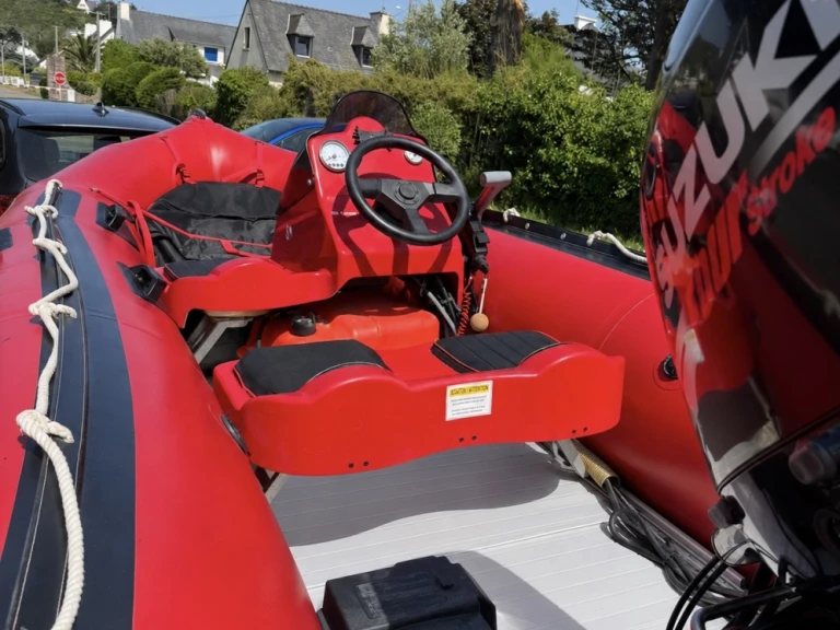 Wynajem w Erquy- Zodiac MK 2 Futura na SamBoat