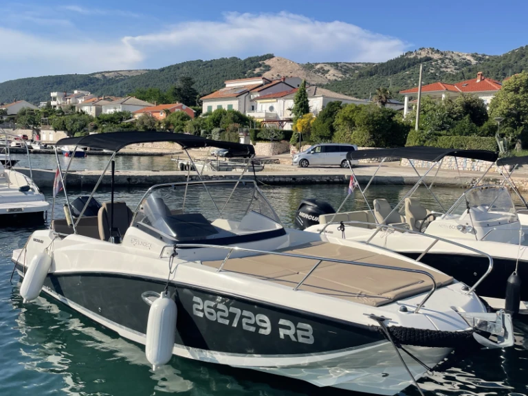Wynajem w Rab- Quicksilver Activ 675 Sundeck na SamBoat