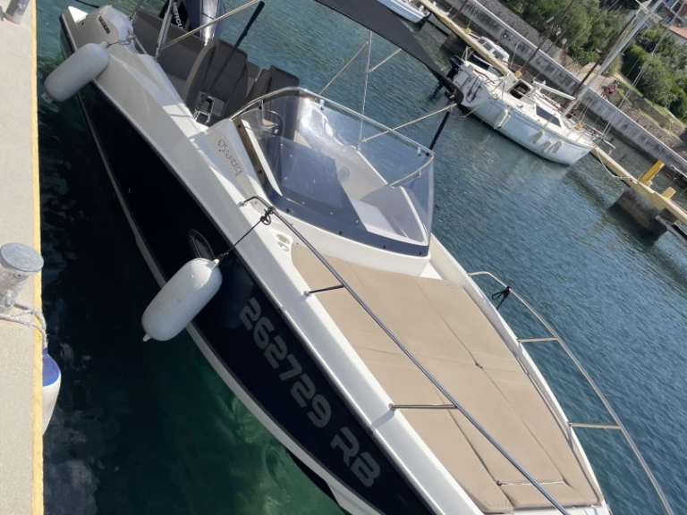 Wynajmij Quicksilver Activ 675 Sundeck w Rab