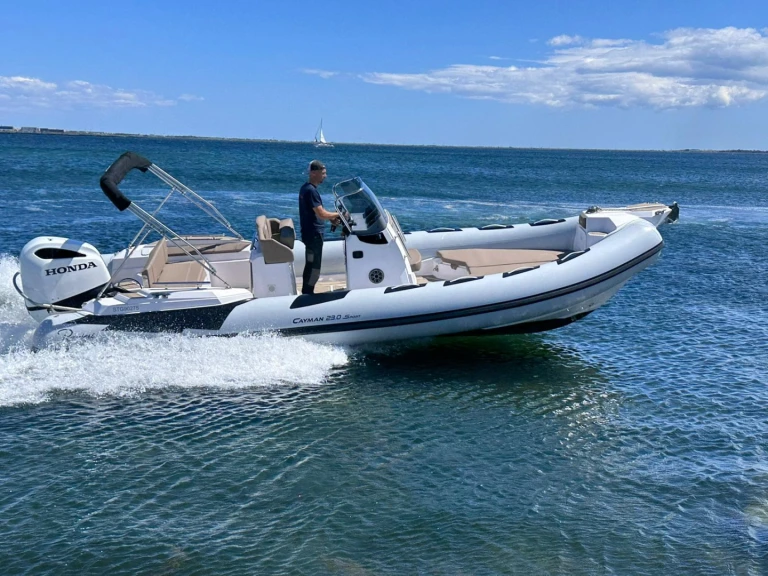 Wynajem Łódż półsztywna w Sète - Ranieri Cayman 23 Sport