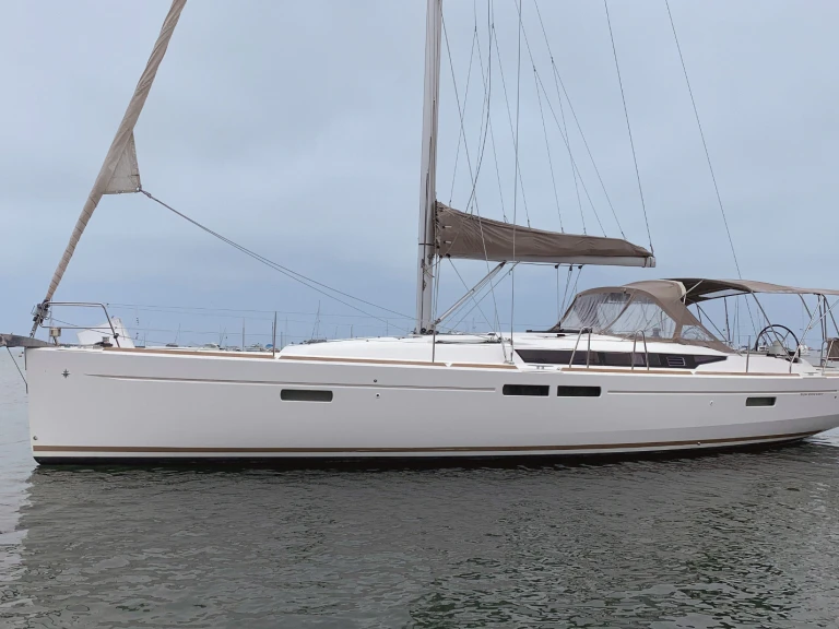 Wynajem łodzi Valletta tanio Sun Odyssey 469
