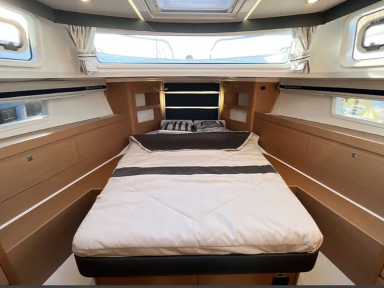 Wynajem łodzi Port-Saint-Louis-du-Rhône tanio Delphia 1200 Bluescape