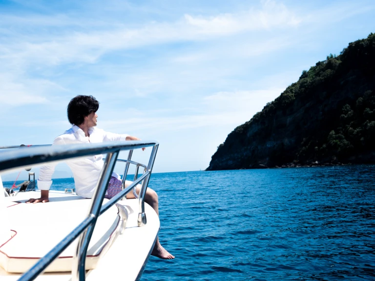 Wynajem w Neapol- Cantieri tirrenia Viveur 28 cabin na SamBoat