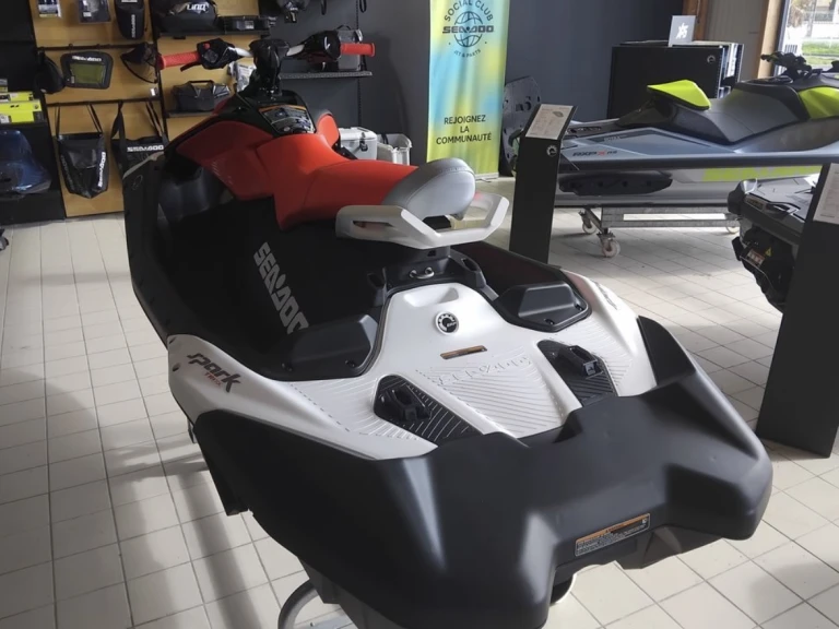 Wynajmij Sea-Doo Spark Trixx w Capbreton