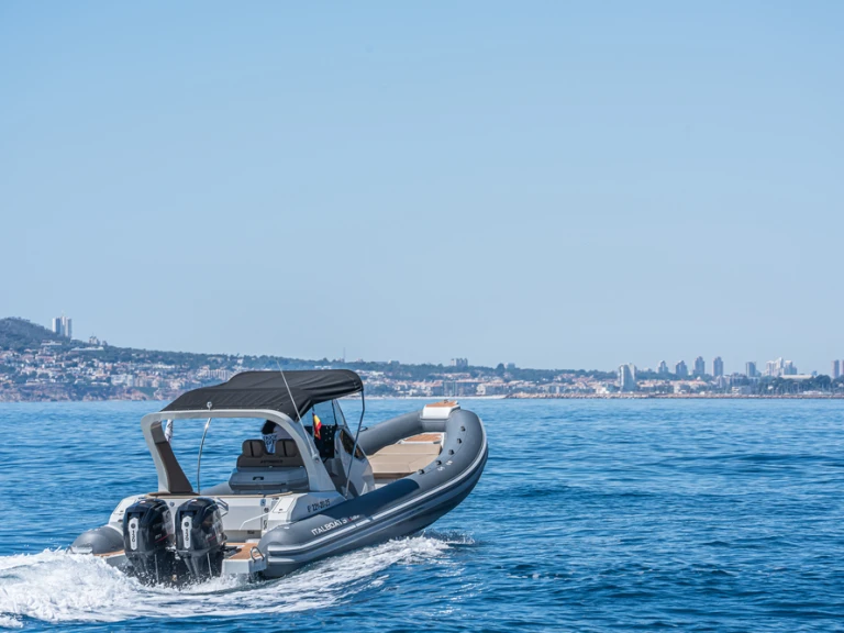 Wynajmij Italboats Stingher 28GT w Altea