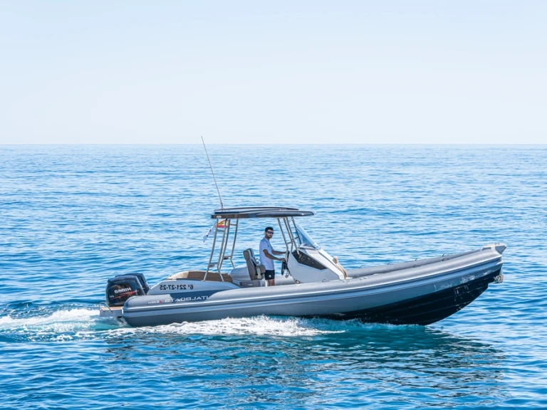 Wynajem Łódż półsztywna w Altea - Italboats Stingher 28GT Lux