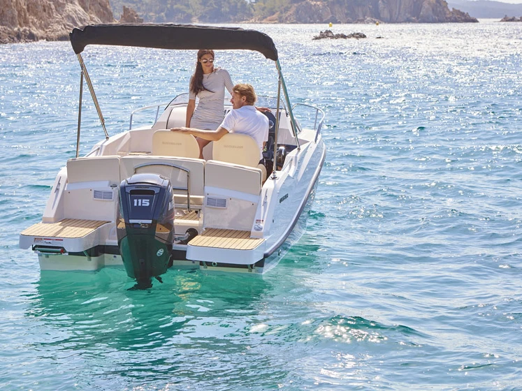 Wynajem łodzi Vieux Port de Cannes tanio Activ 555 Cabin