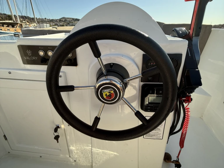 Wynajmij Luksusowy jacht z lub bez skippera Prusa Marine w Marsylia