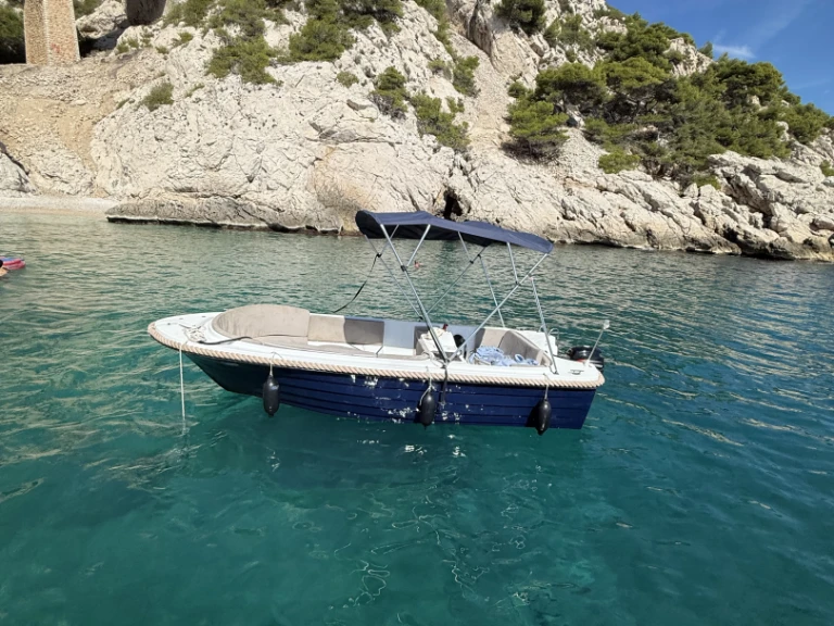 Wynajem Luksusowy jacht Prusa Marine z patentem 