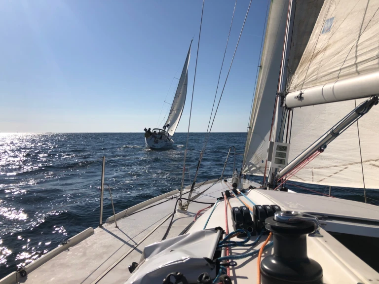 Wynajem łodzi Pogo Structures Pogo 8.50 w Loctudy na SamBoat 