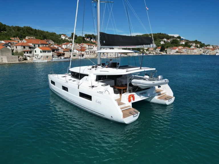Wynajmij Katamaran z lub bez skippera Lagoon w Sant Antoni de Portmany