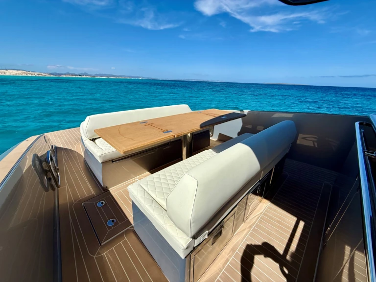 Wynajem łodzi Solaris Power Solaris Power Open 40 w Hiszpania na SamBoat 