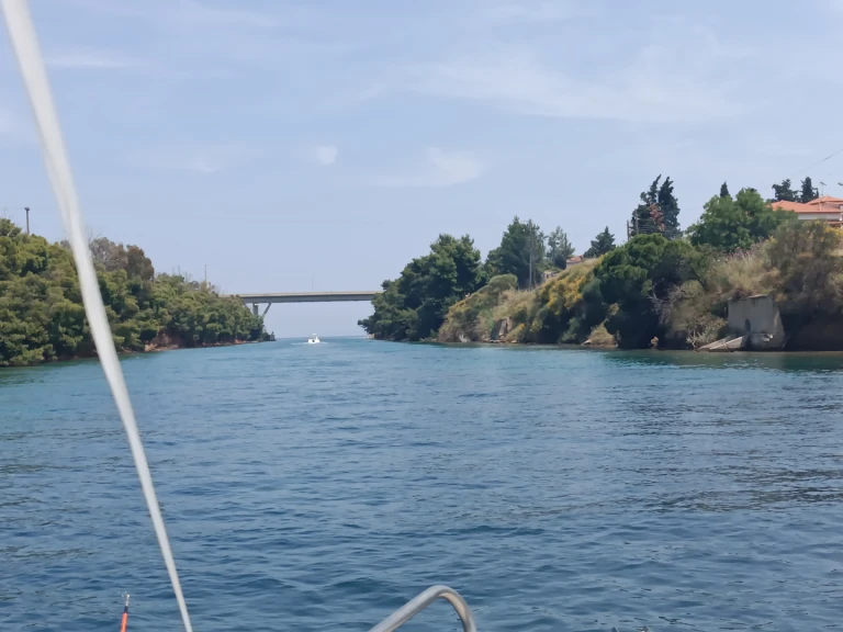 Wynajmij Athrakiboats TRITON w Néa Moudhaniá