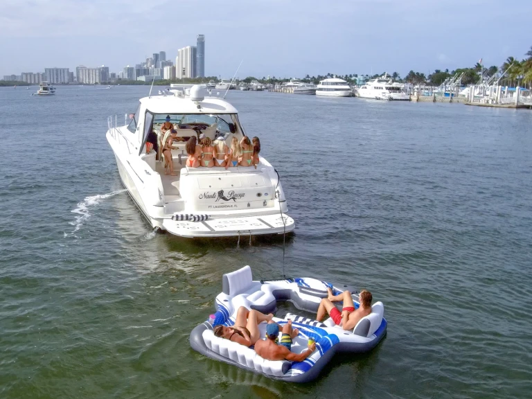 Luksusowy jacht do wynajmu w Fort Lauderdale w najlepszej cenie