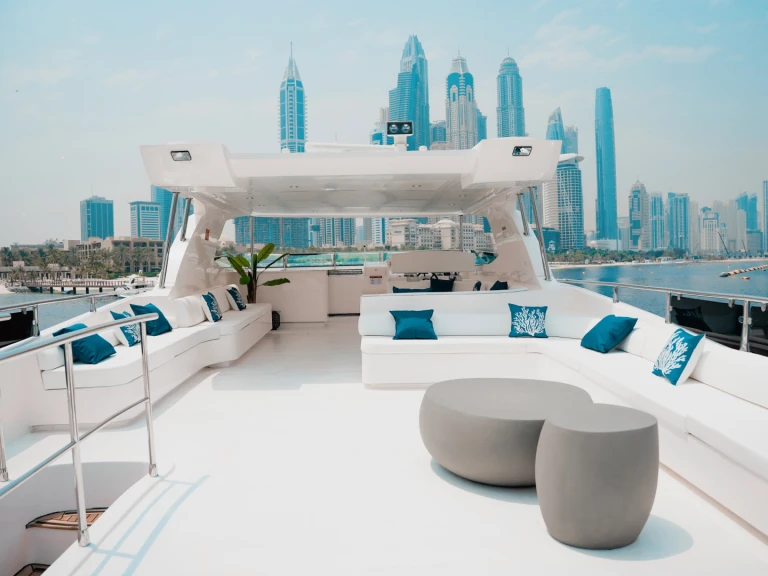 Wynajmij  Luxury Motor Yacht X35 w Dubai Marina