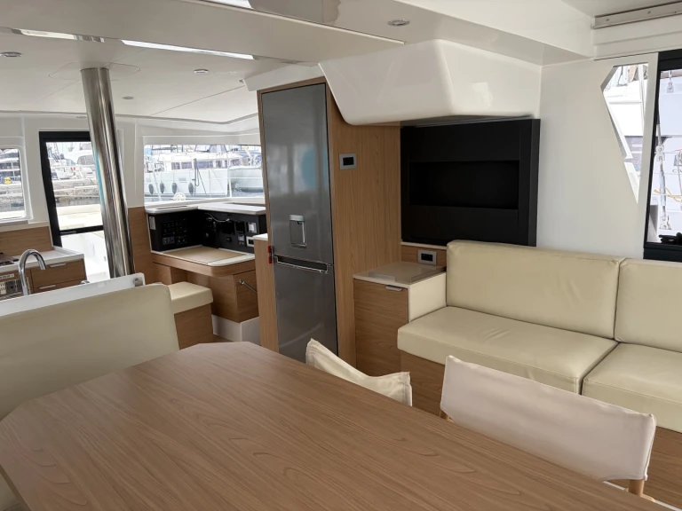 Wynajem łodzi Bali Bali 4.2 w Alimos na SamBoat 