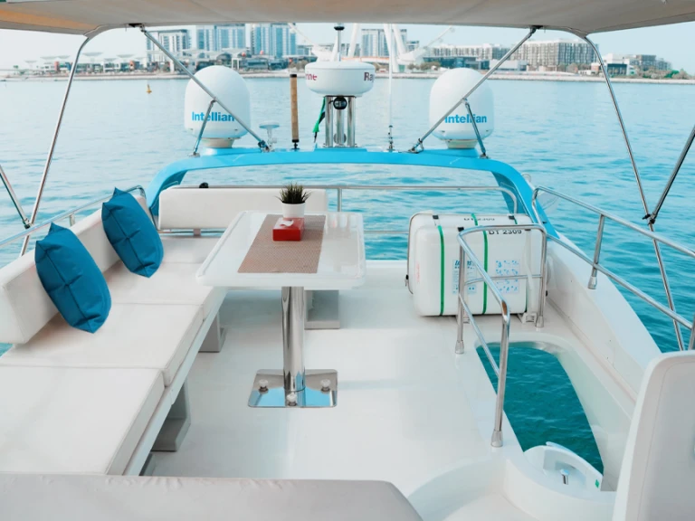 Wynajem łodzi Azimut Azimut 50 X33 w Dubai Marina na SamBoat 