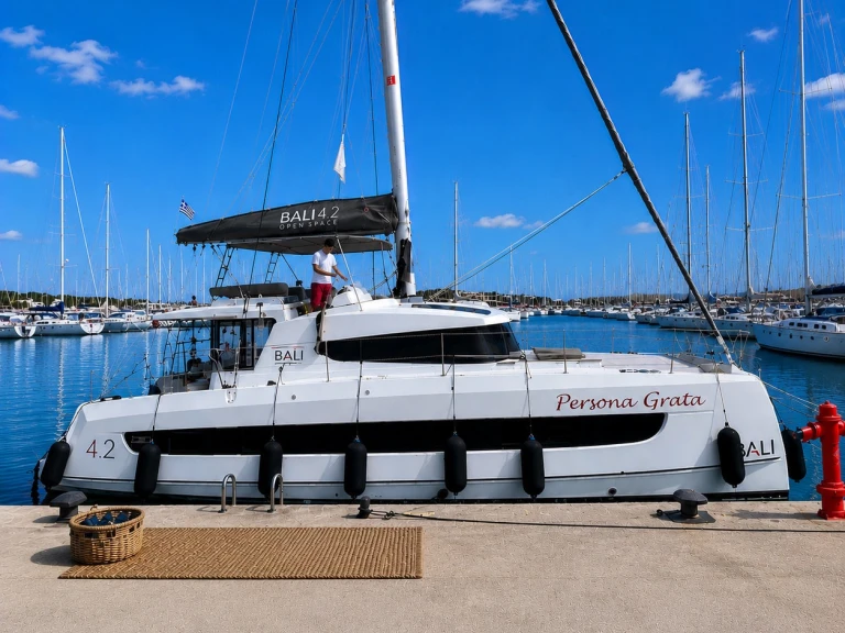 Wynajmij Bali Bali 4.2 w Gouvia